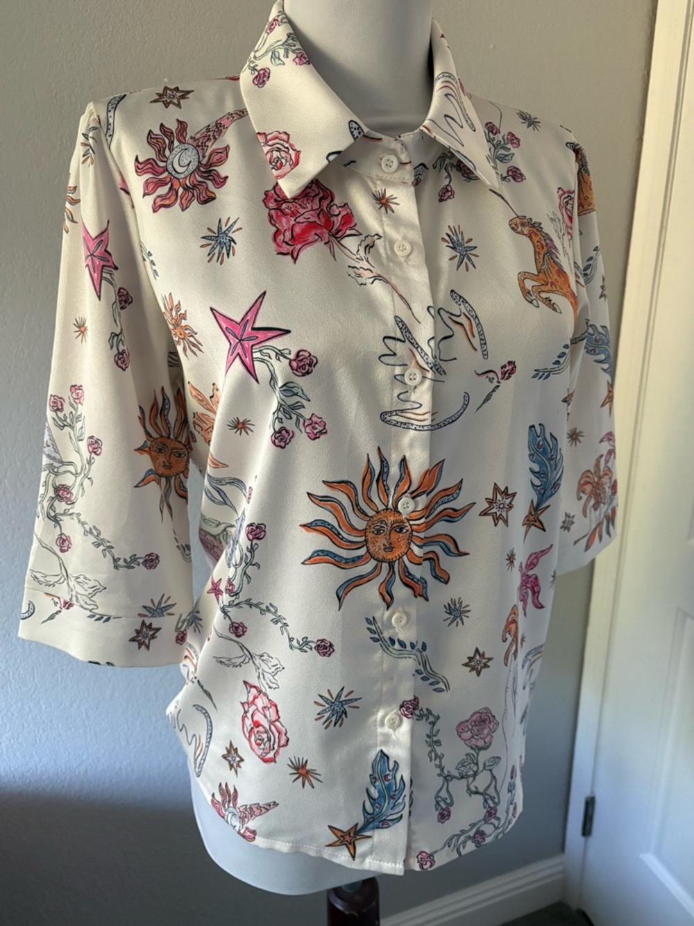 Valentina Karnoubi celestial silky button down top size S
